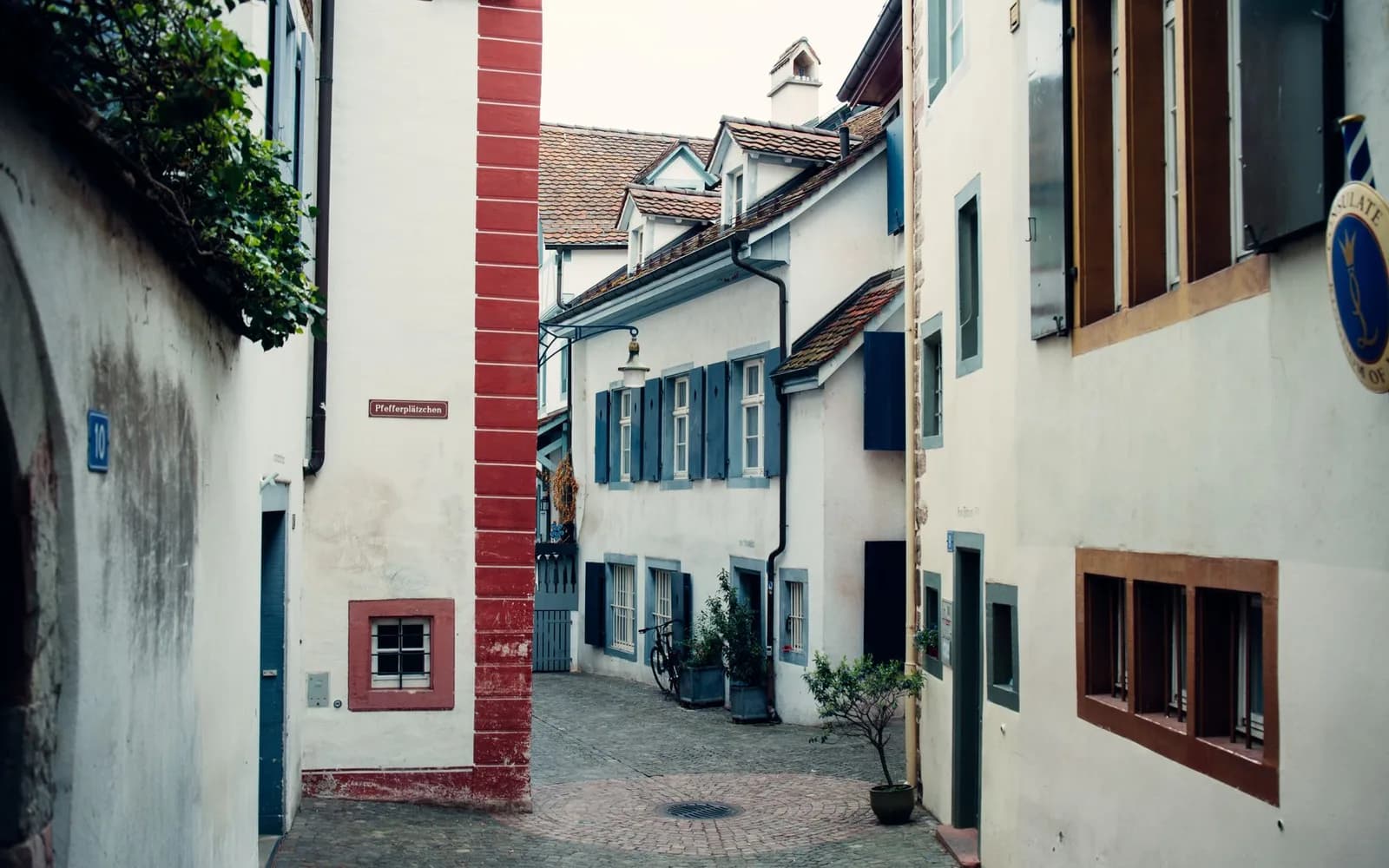 Eine Gasse in der Basler Altstadt
