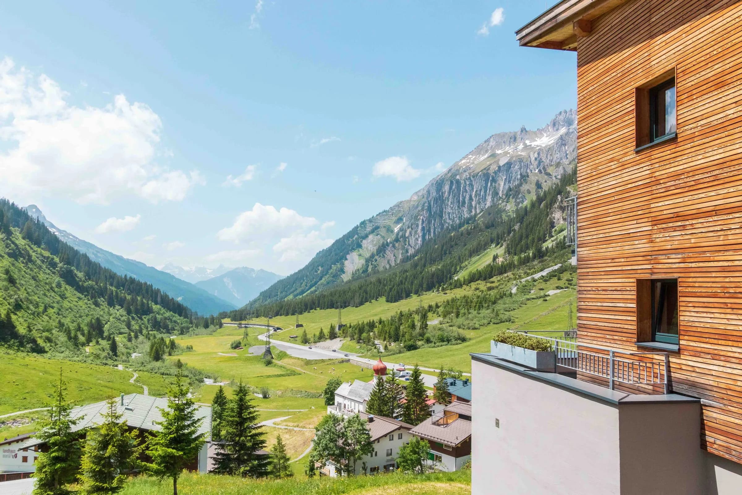 50 Schweizer Hotels im KI-Test: Direktbuchung oder Plattform?